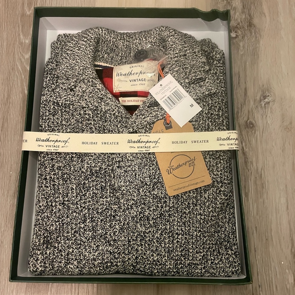 Brand New Men’s Sweater